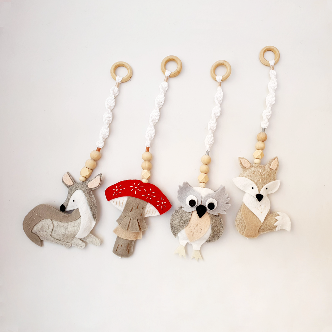 Woodlands creatures baby play gym dangle set